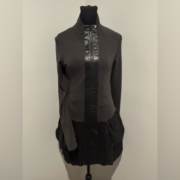 DZHAVAEL COUTURE Black Zip Bubble Hem Garbage Bag Like Fabric Slim Fit Jacket S - Picture 3 of 8